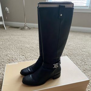 MICHAEL KORS CHARM RIDING BOOTS BLACK SILVER 9.5 LEATHER VGUC